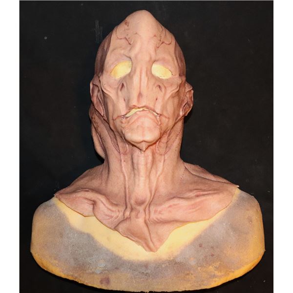 STAR TREK DISCOVERY SARU ALIEN SILICONE SCREEN USED HERO MASK A 02