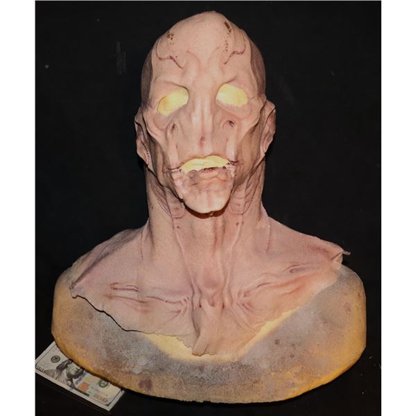 STAR TREK DISCOVERY SARU ALIEN SILICONE SCREEN USED HERO MASK A 08