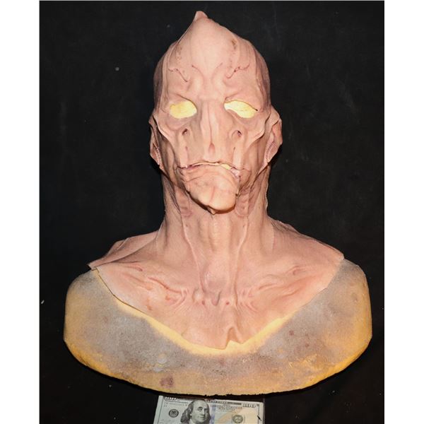 STAR TREK DISCOVERY SARU ALIEN SILICONE SCREEN USED HERO MASK A 12