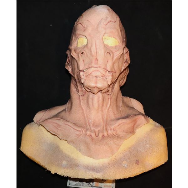 STAR TREK DISCOVERY SARU ALIEN SILICONE SCREEN USED HERO MASK B 15