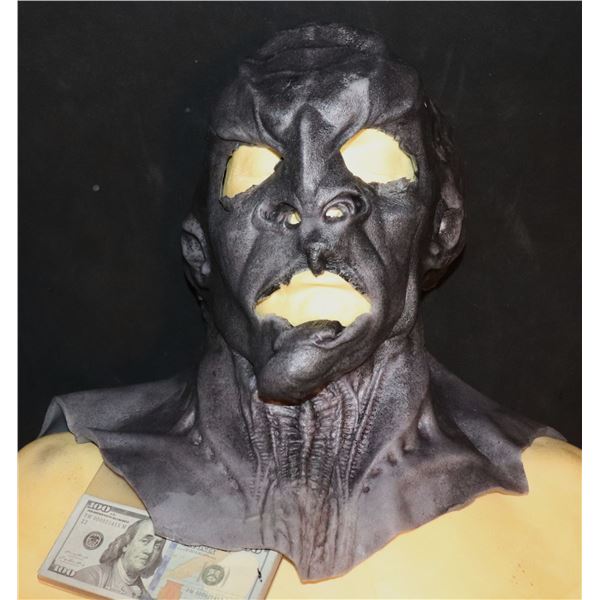 STAR TREK DISCOVERY T'KUVMA HOUSE OF GIRJAH KLINGON SILICONE MASK SCREEN USED 2