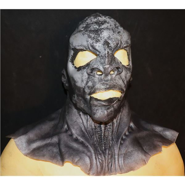 STAR TREK DISCOVERY T'KUVMA HOUSE OF GIRJAH KLINGON SILICONE MASK SCREEN USED 5