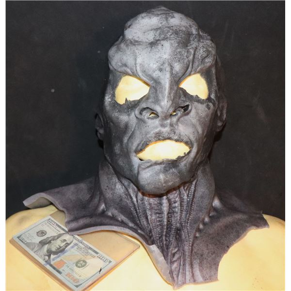 STAR TREK DISCOVERY T'KUVMA HOUSE OF GIRJAH KLINGON SILICONE MASK SCREEN USED 7