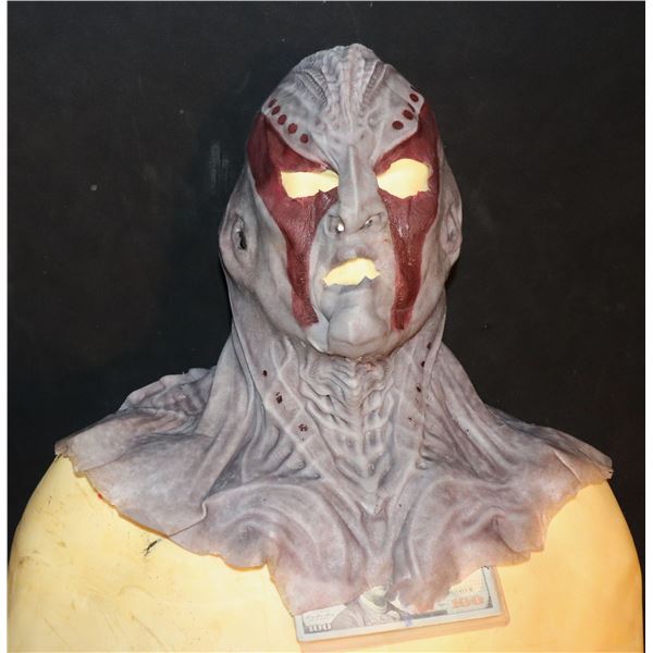 STAR TREK DISCOVERY WAR PAINT KLINGON SILICONE MASK SCREEN USED 08