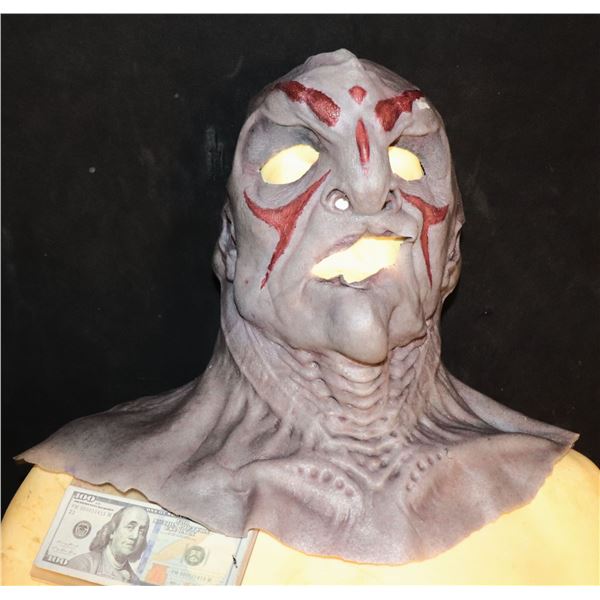 STAR TREK DISCOVERY WAR PAINT KLINGON SILICONE MASK SCREEN USED 10