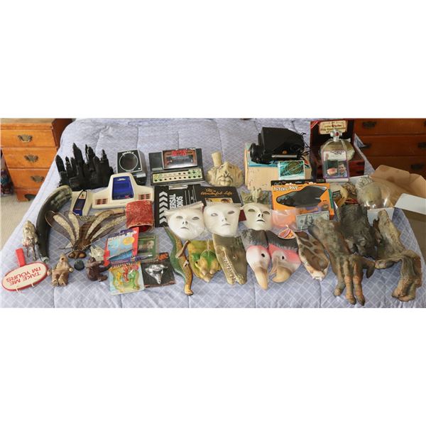 ZZ VINTAGE TOY COLLECTIONS ASSORTED LOT OF 37