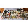 Image 1 : ZZ VINTAGE TOY COLLECTIONS ASSORTED LOT OF 37