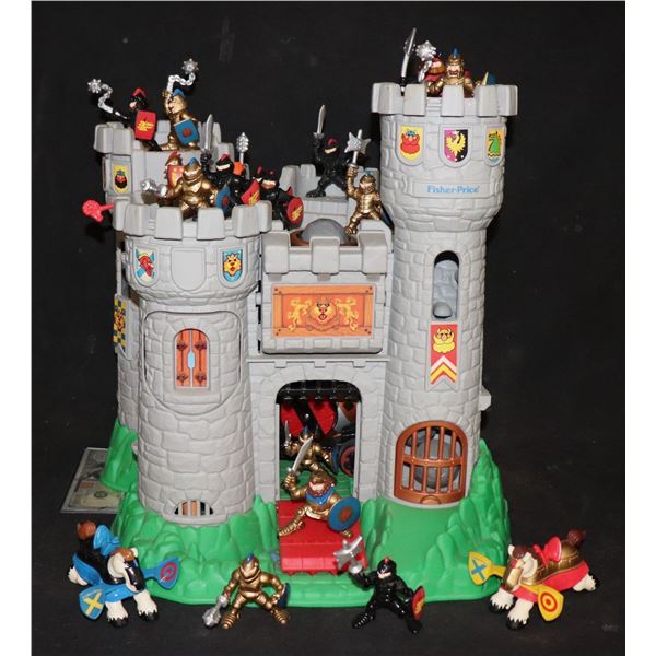 ZZ FISHER-PRICE 1994 GREAT ADVENTURE CASTLE PLAY SET WITH ACTION FIGURES