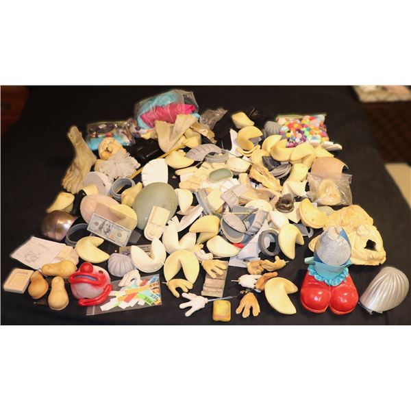 ZZ PUPPETS PROPS AND COSPLAY COSTUME HORDE 100'S OF ITEMS