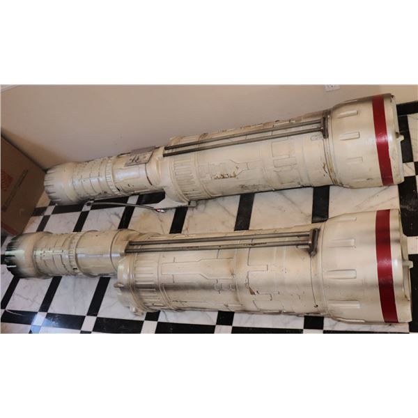 ZZ STAR WARS X-WING FIGHTER ENGINES LIFE SIZE FROM NISSAN ROGUE PROMOTION INTACT
