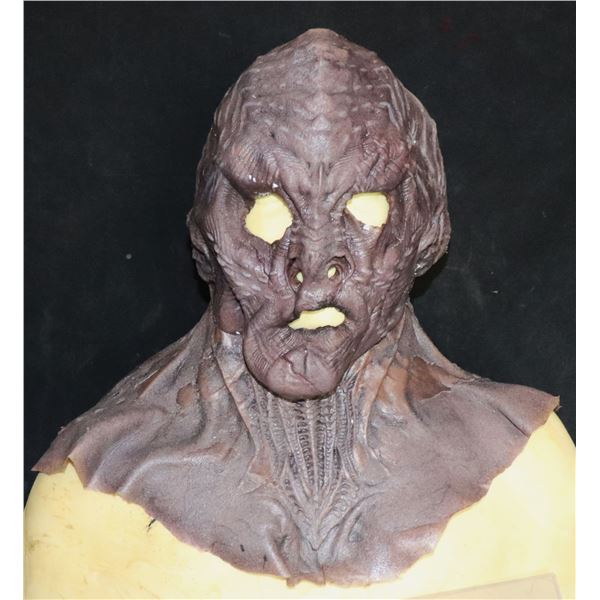 STAR TREK DISCOVERY UJILLI KLINGON SILICONE MASK SCREEN USED 4