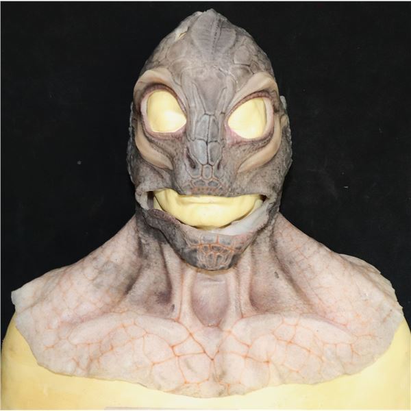 STAR TREK DISCOVERY SAURIAN LINUS ALIEN SILICONE SCREEN USED MASK B