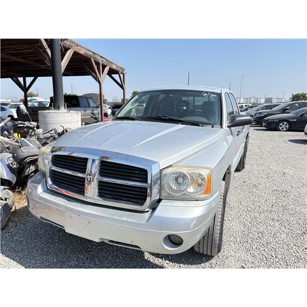 DODGE DAKOTA 2005 T-DONATION