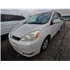 Image 1 : TOYOTA SIENNA 2004 T-DONATION