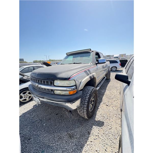CHEVY SILVERADO 2002 T-DONATION