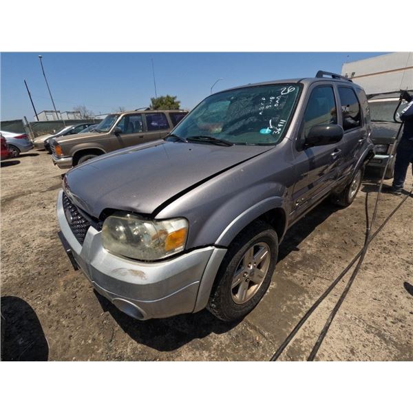 FORD ESCAPE 2007 SALV T/DONATION