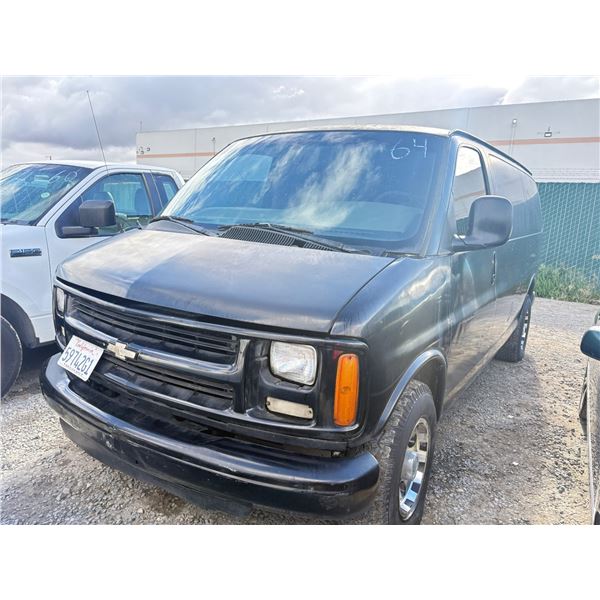 CHEVY EXPRESS 2000 ADT