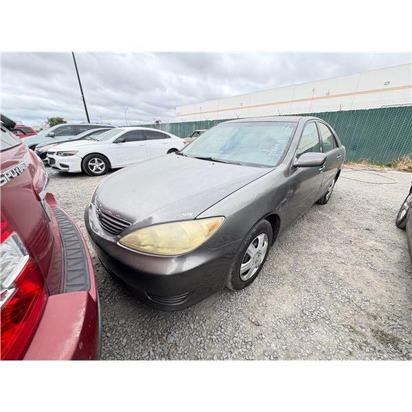 TOYOTA CAMRY 2005 T