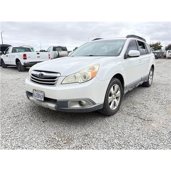 SUBARU OUTBACK 2010 T