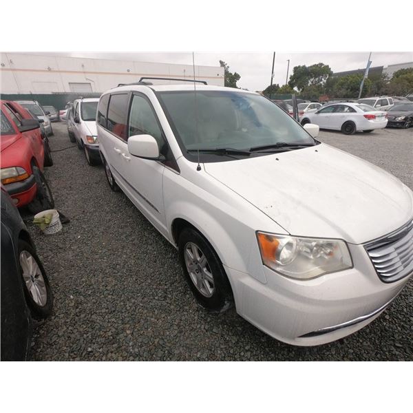 CHRYSLER T&C 2013 T-DONATION