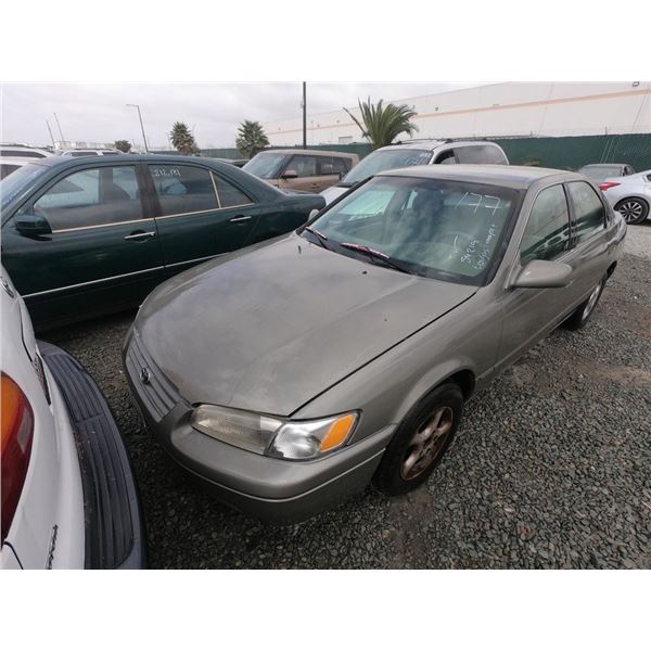 TOYOTA CAMRY 1998 ADT-DONATION