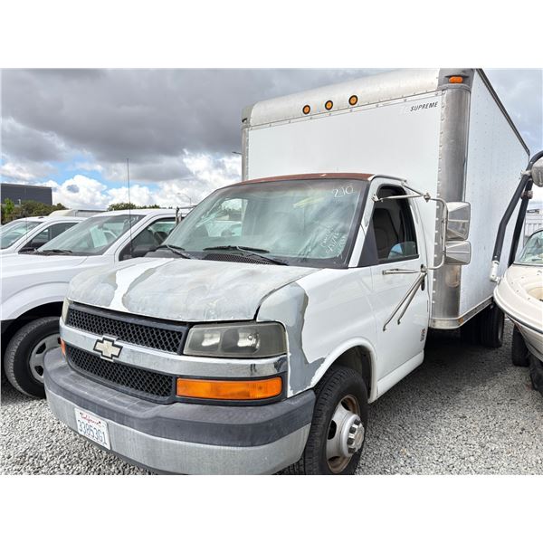 CHEVY EXPRESS 2004 ADT-DONATION