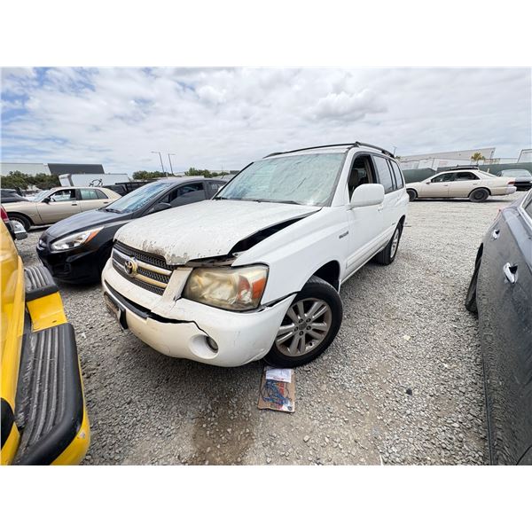 TOYOTA HIGHLANDER 2006 L/S-DONATION