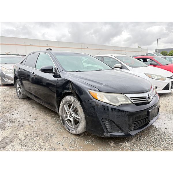 TOYOTA CAMRY 2012 O/S-TITLE