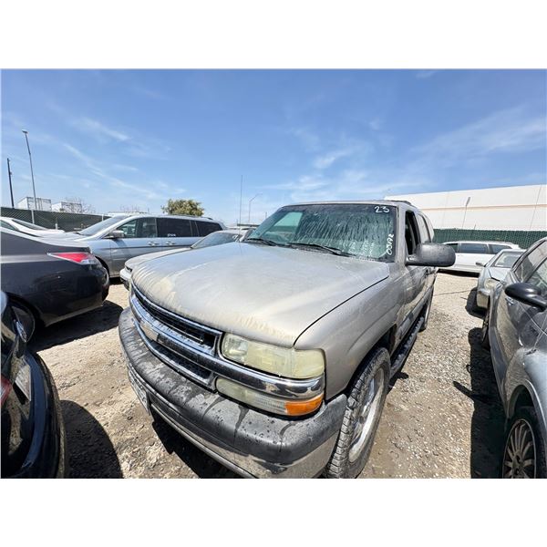 CHEVY TAHOE 2003 T