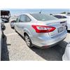 Image 4 : FORD FOCUS 2012 T