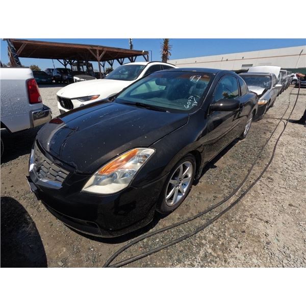 NISSAN ALTIMA 2008 SALV T/DONATION