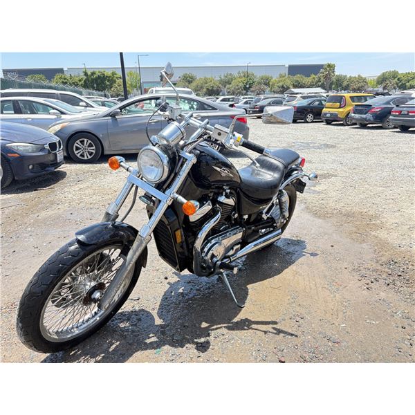 SUZUKI VS800 2006 T-DONATION