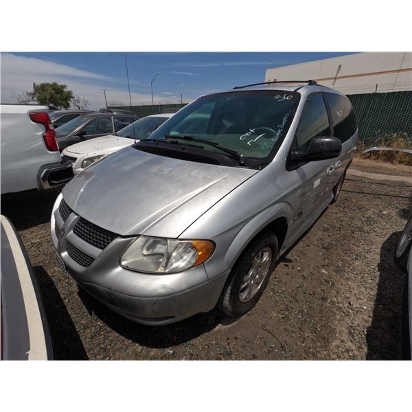 DODGE GR CARAVAN 2002 T-DONATION