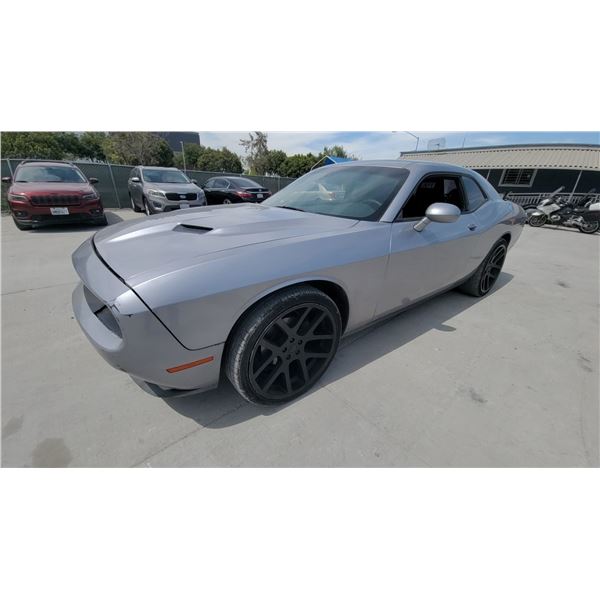 DODGE CHALLENGER 2015 T