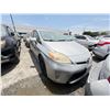 Image 2 : TOYOTA PRIUS 2015 T