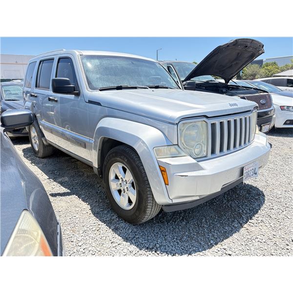 JEEP LIBERTY 2012 T-DONATION