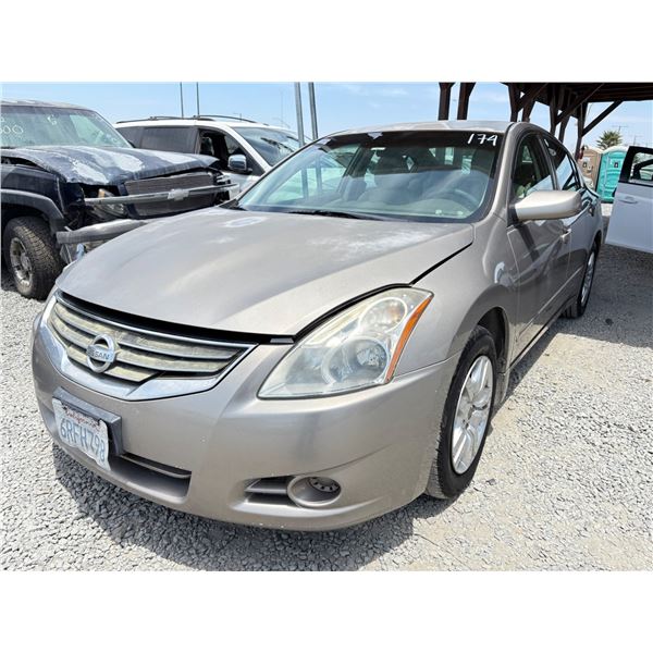 NISSAN ALTIMA 2011 T