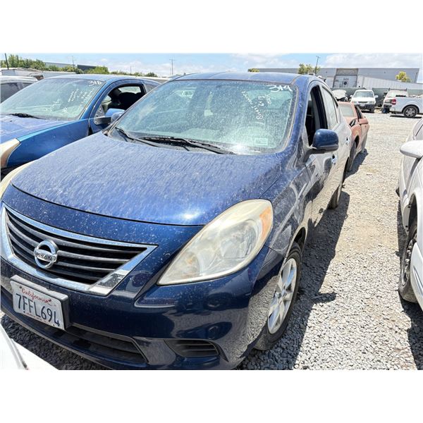 NISSAN VERSA 2014 T/REPO-DON