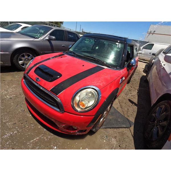 MINI CLUBMAN 2009 O/S T-DONATION