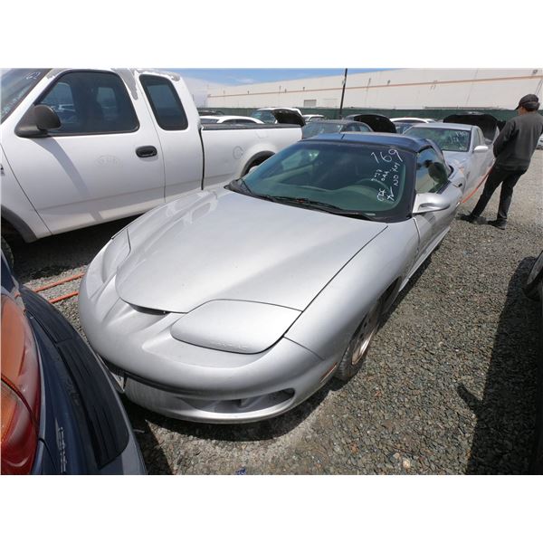PONTIAC FIREBIRD 2002 ADT-DONATION