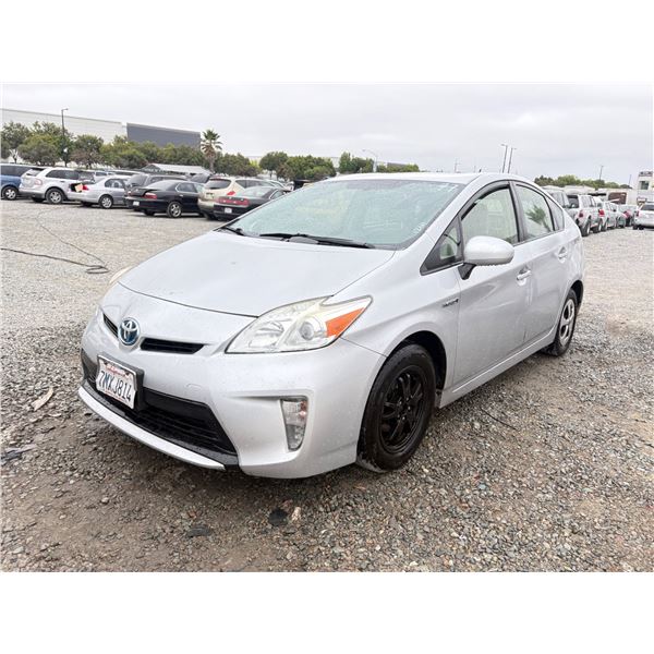 TOYOTA PRIUS 2015 T