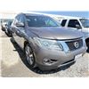Image 2 : NISSAN PATHFINDER 2014 T