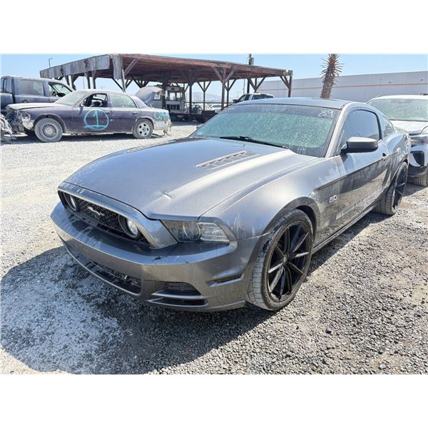 FORD MUSTANG 2014 T