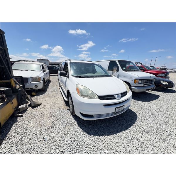 TOYOTA SIENNA 2005 T-DONATION