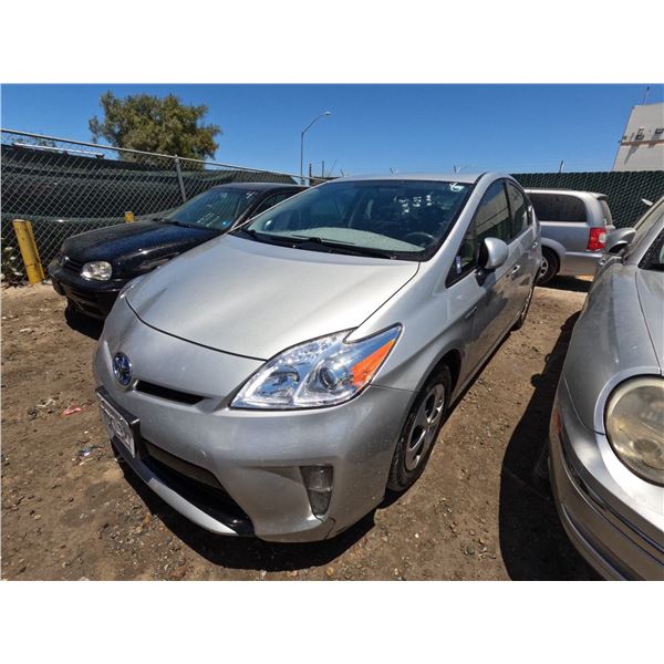 TOYOTA PRIUS 2014 T-DONATION