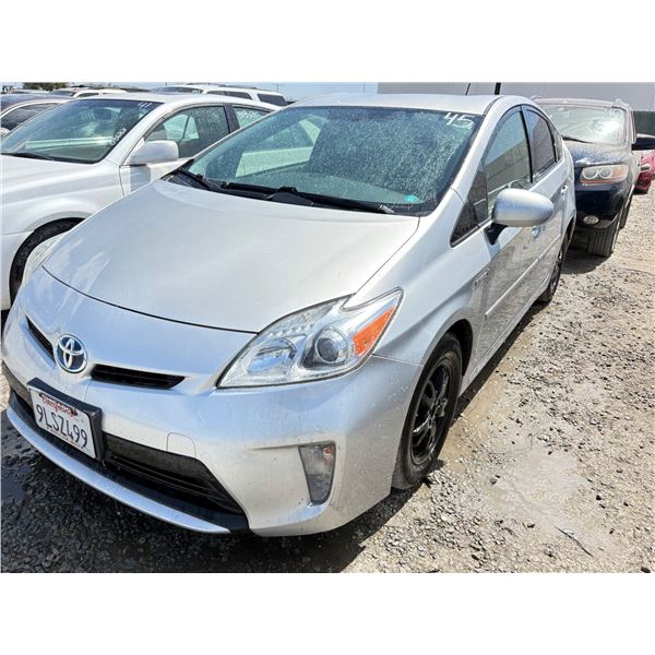 TOYOTA PRIUS 2015 T