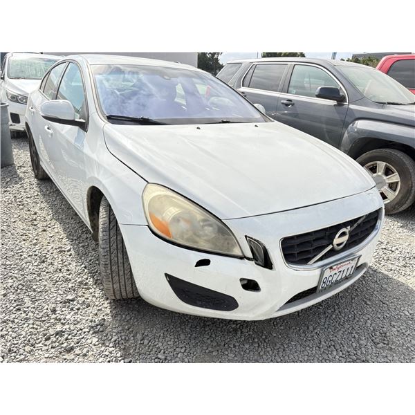 VOLVO S60 2013 T