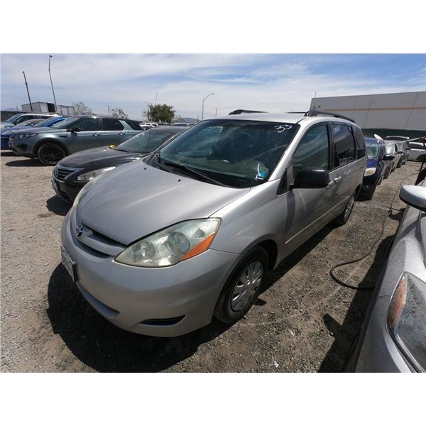 TOYOTA SIENNA 2006 T-DONATION