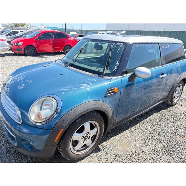 MINI CLUBMAN 2011 O/S-TITLE