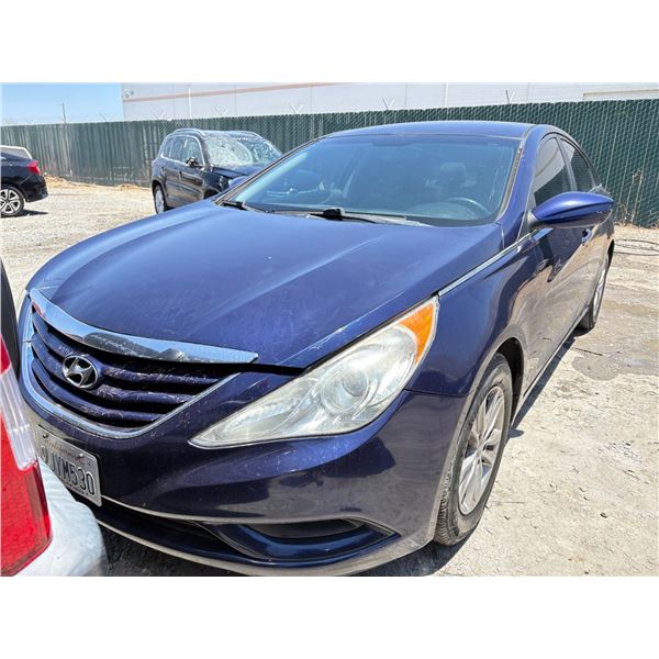 HYUNDAI SONATA 2011 SALV/T